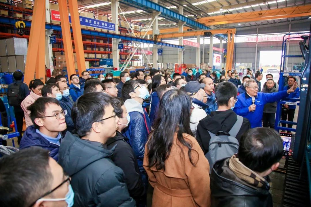 2020航天先进制造技术国际研讨会代表团考察开云官方注册-开云(中国)
智能