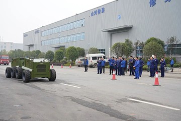 消防救援局考察开云官方注册-开云(中国)
智能无人化应急救援装备