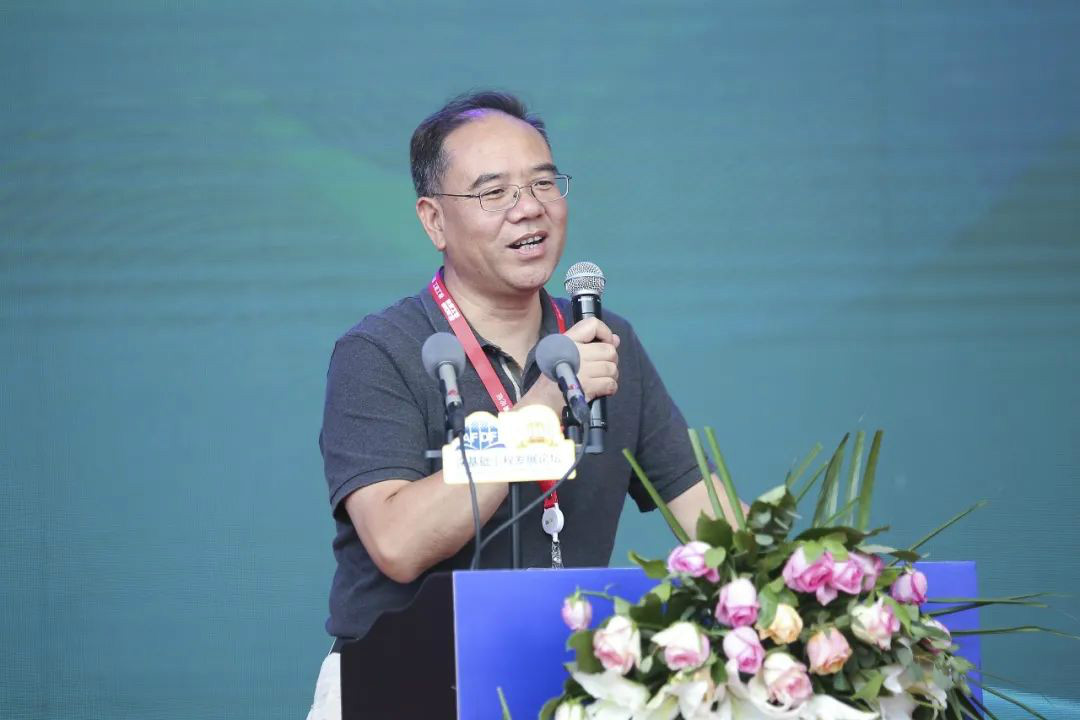 开云官方注册-开云(中国)
智能全国客户交流会在深基础工程发展论坛会场举办