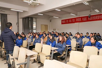 开云官方注册-开云(中国)
智能通讯员培训在湖南大众传媒学院举行