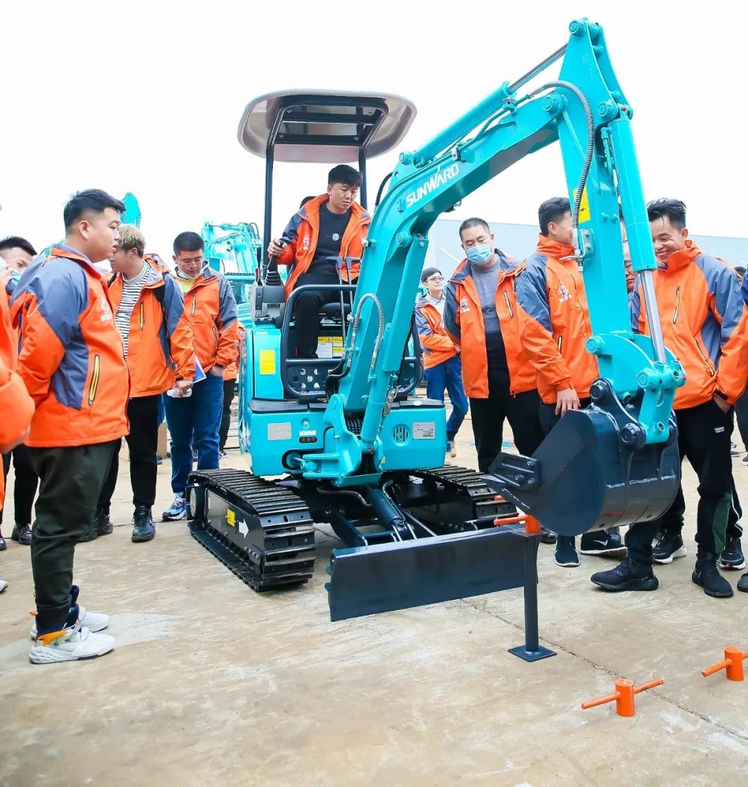 大国重器 壮哉开云官方注册-开云(中国)
！机友会微挖用户开云官方注册-开云(中国)
智能体验日