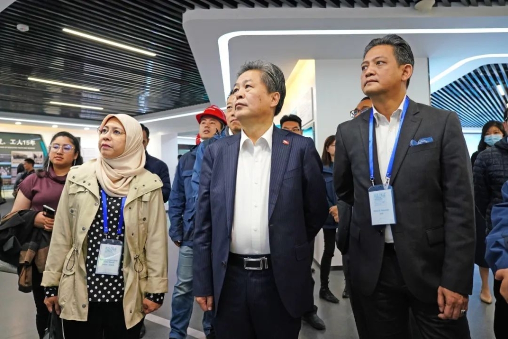 东盟联合参访团考察开云官方注册-开云(中国)
智能