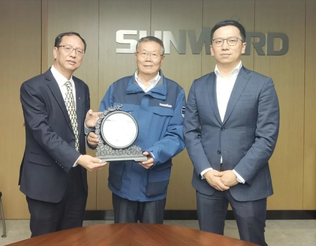 摩根士丹利银行亚洲有限公司批发银行新加坡分行领导考察开云官方注册-开云(中国)
智能