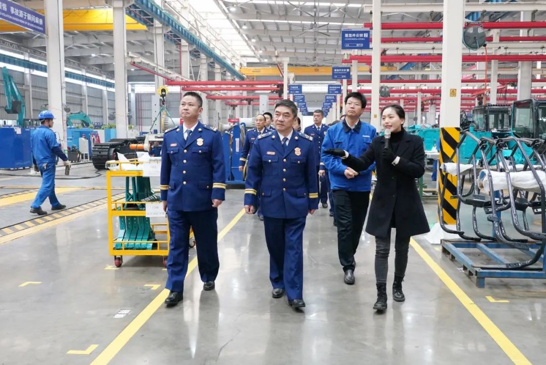 消防救援局考察开云官方注册-开云(中国)
智能无人化应急救援装备