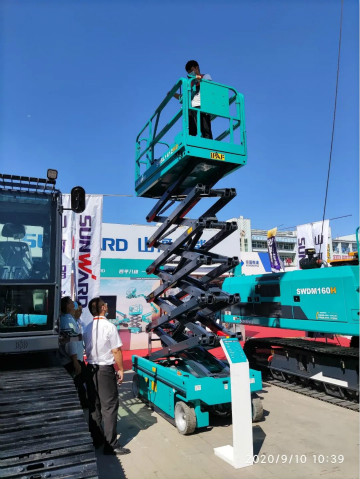 开云官方注册-开云(中国)
智能高空作业设备“吸睛”雄安展