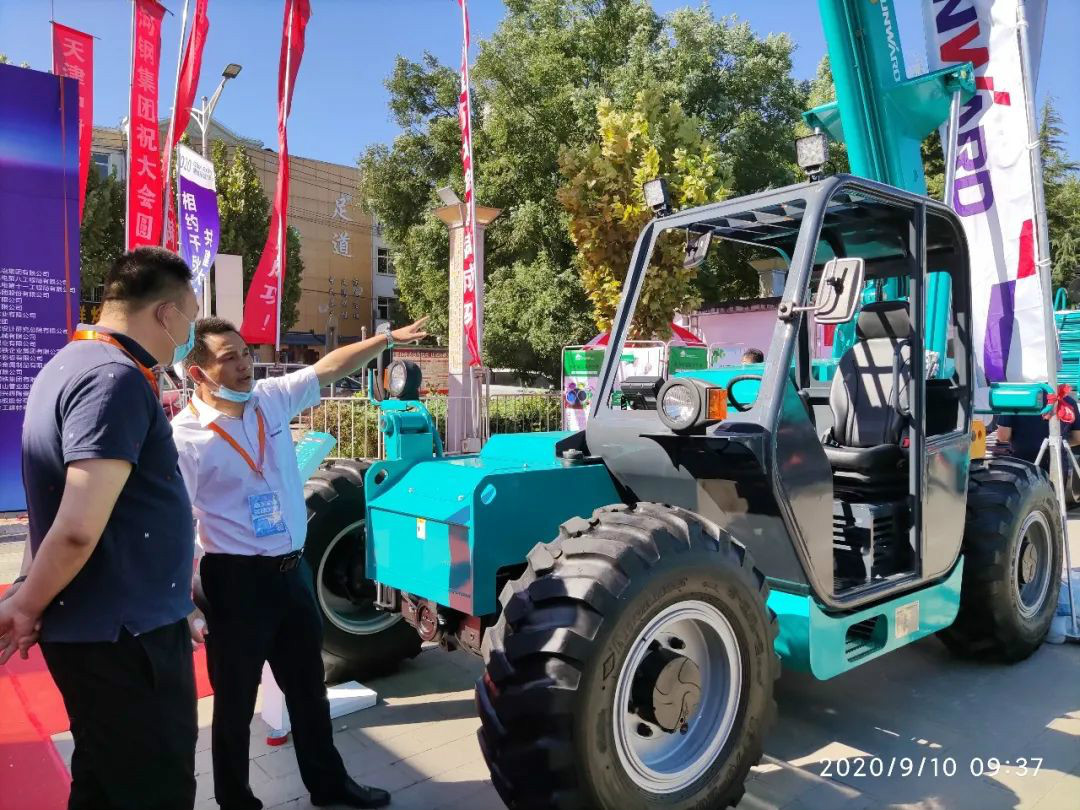 开云官方注册-开云(中国)
智能高空作业设备“吸睛”雄安展