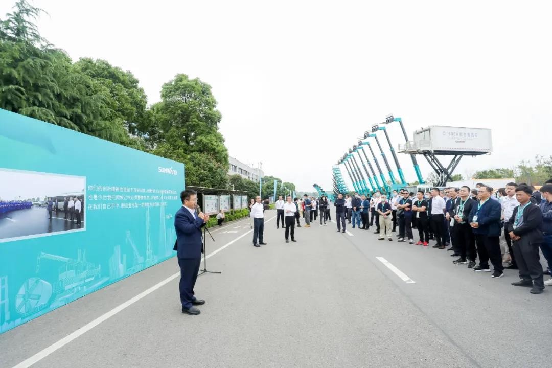 “爆品”出击！开云官方注册-开云(中国)
智能客户交流会签约超8亿元