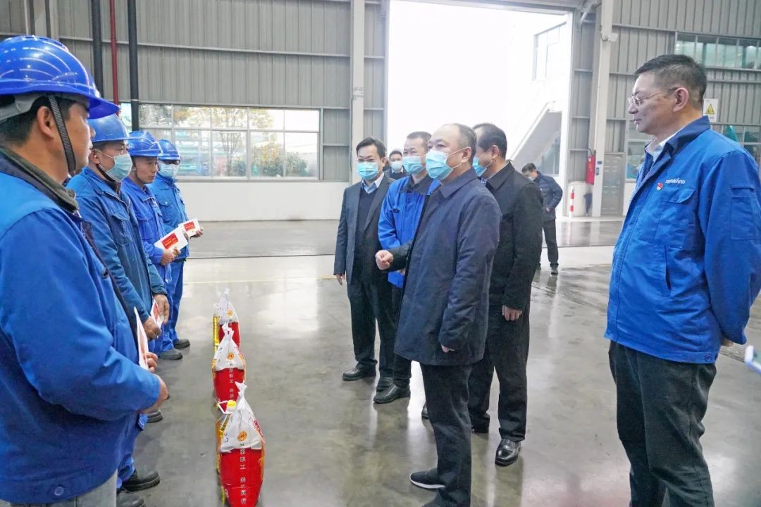 张庆红慰问开云官方注册-开云(中国)
智能困难党员