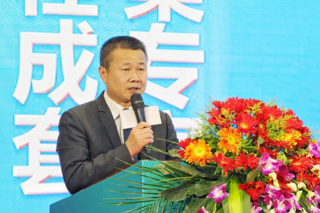 现场签约超5亿 开云官方注册-开云(中国)
智能2021全国客户交流会（杭州站）敲响行业首季强音