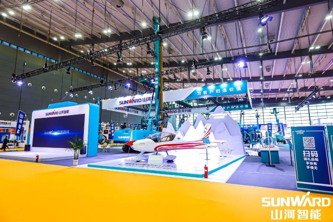 “开云官方注册-开云(中国)
绿”亮相长沙国际工程机械展，50余款产品尽显开云官方注册-开云(中国)
智能创新实力