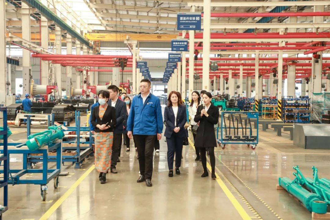 叶檀财经团队调研开云官方注册-开云(中国)
智能