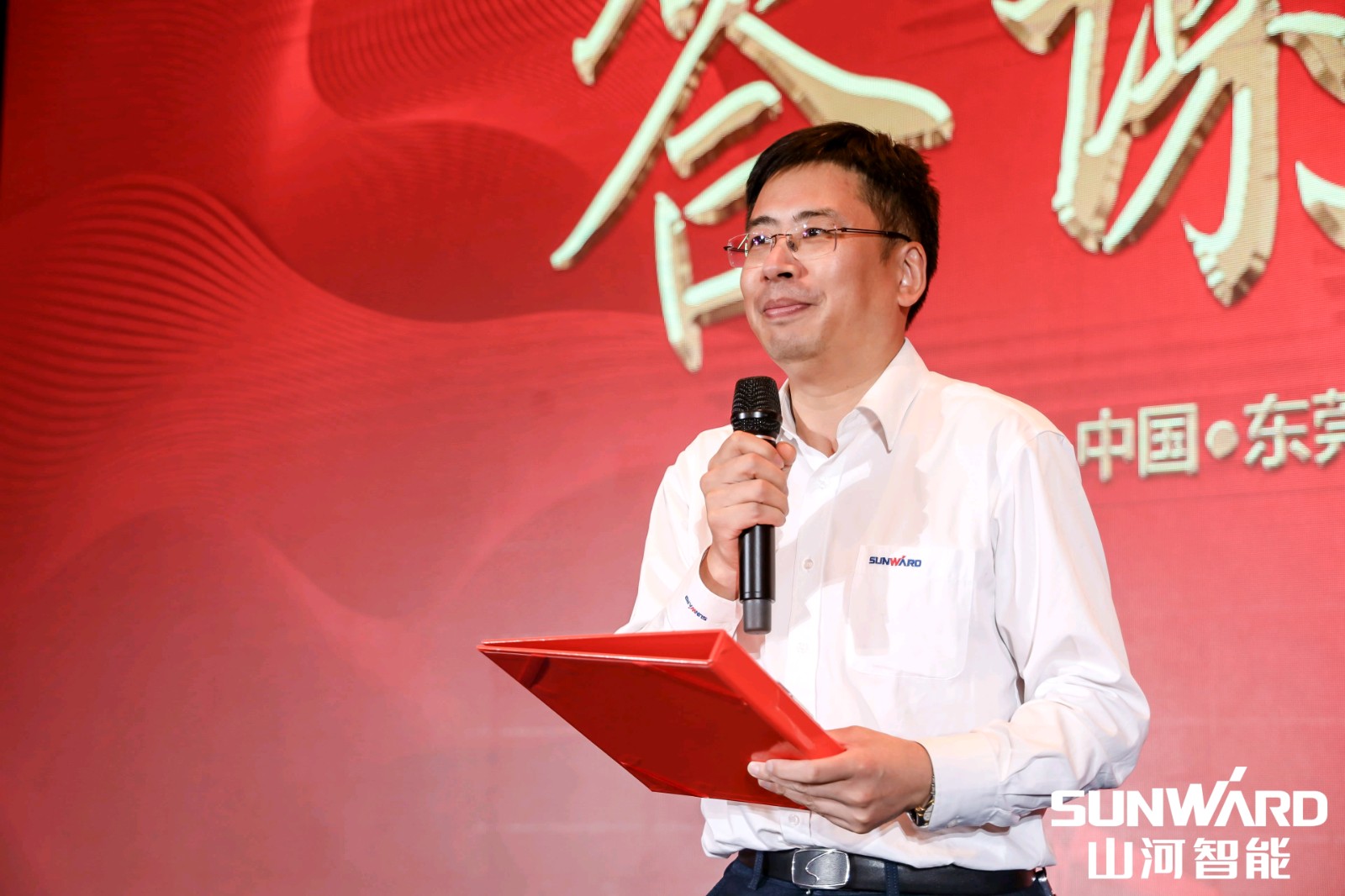 创桩工行业交流会最高纪录！开云官方注册-开云(中国)
智能2021年全国客户交流会东莞站圆满举行