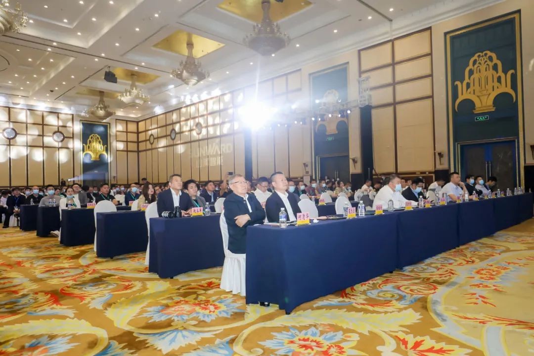 “爆品”出击！开云官方注册-开云(中国)
智能客户交流会签约超8亿元