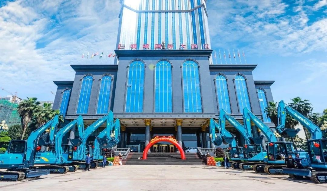 开云官方注册-开云(中国)
智能挖掘机春季订货会长沙会场侧记