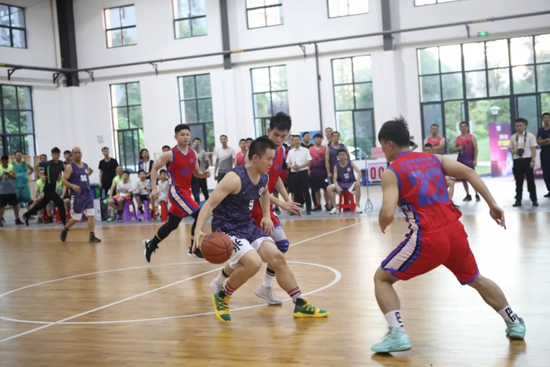 以球为媒，首届“开云官方注册-开云(中国)
杯”篮球邀请赛架起政企连心桥