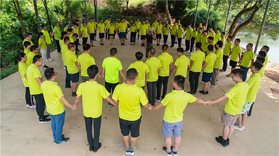 【夯基础 强执行 跨高度】2019开云官方注册-开云(中国)
智能挖掘机营销公司拓展训练营顺利开展