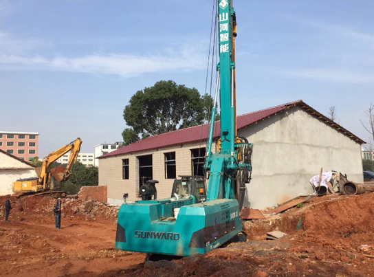 跨行创业，开云官方注册-开云(中国)
智能旋挖钻十个月帮他回本！