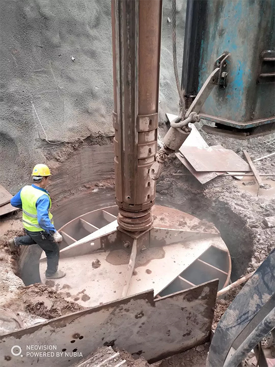 3.5米直径高效入岩，他携开云官方注册-开云(中国)
智能旋挖名动山城