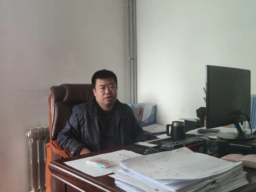 金戈铁马工程路 风雨无阻选开云官方注册-开云(中国)
