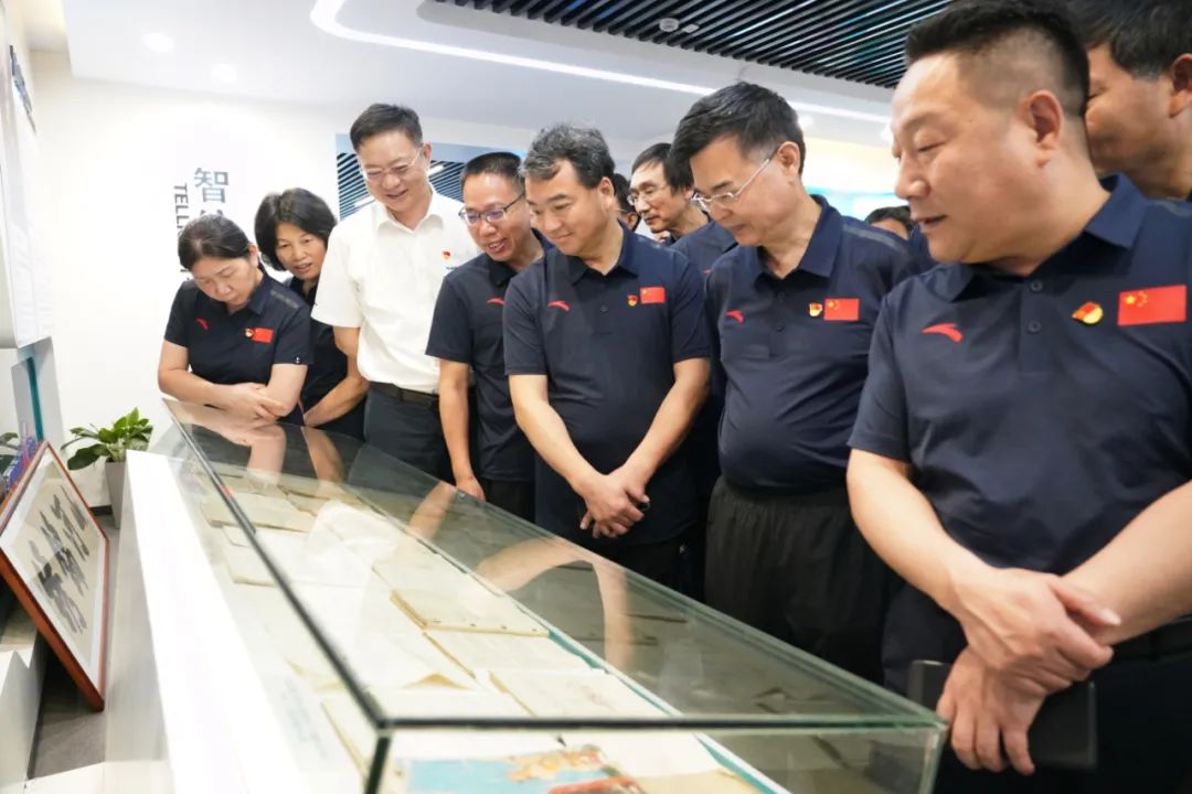 湖南省委党校厅干班赴开云官方注册-开云(中国)
智能开展现场教学活动