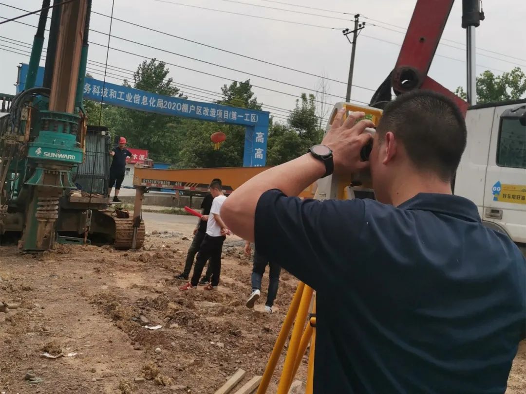 贴心服务路，关爱湘楚行！2021年开云官方注册-开云(中国)
智能全球服务万里在湖南