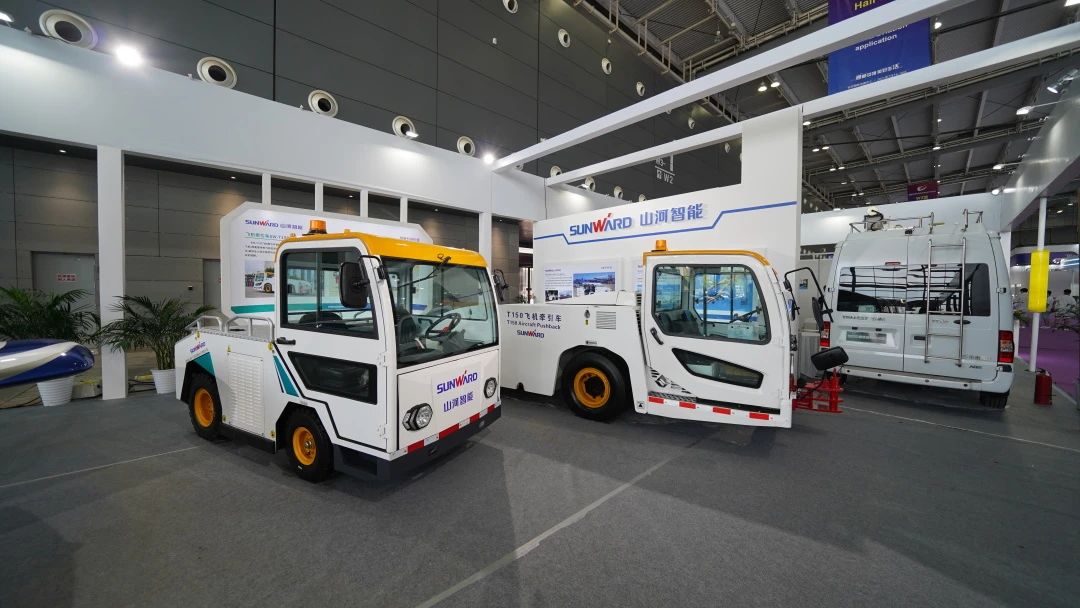 明星产品受追捧，开云官方注册-开云(中国)
航空携多款产品精彩亮相2021年湖南航展