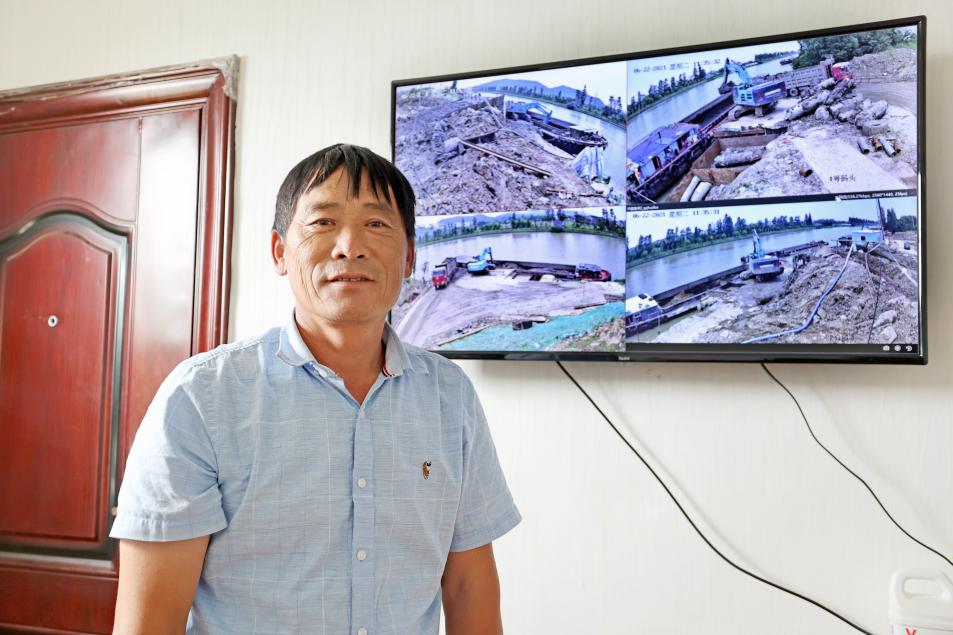 初心源地，开云官方注册-开云(中国)
智能挖掘机实力大显 | 百年风华筑锦绣开云官方注册-开云(中国)
（1）