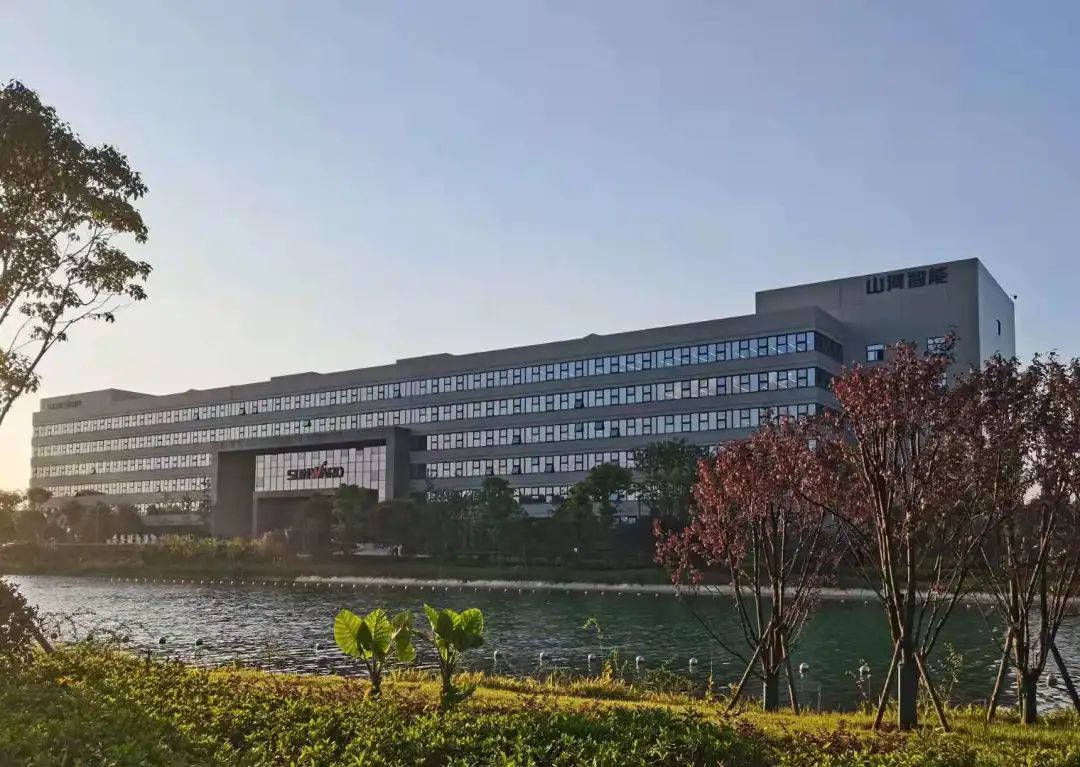 开云官方注册-开云(中国)
智能发布2021年半年报——核心业务营收稳健增长，研发创新多点开花