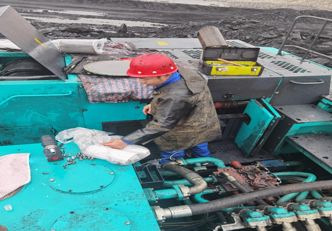 致敬！守护矿山的“开云官方注册-开云(中国)
卫士”