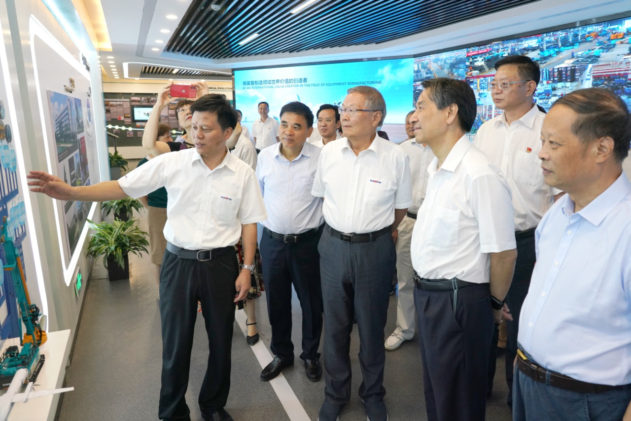 湖南省老科学技术工作者一行到访开云官方注册-开云(中国)
智能