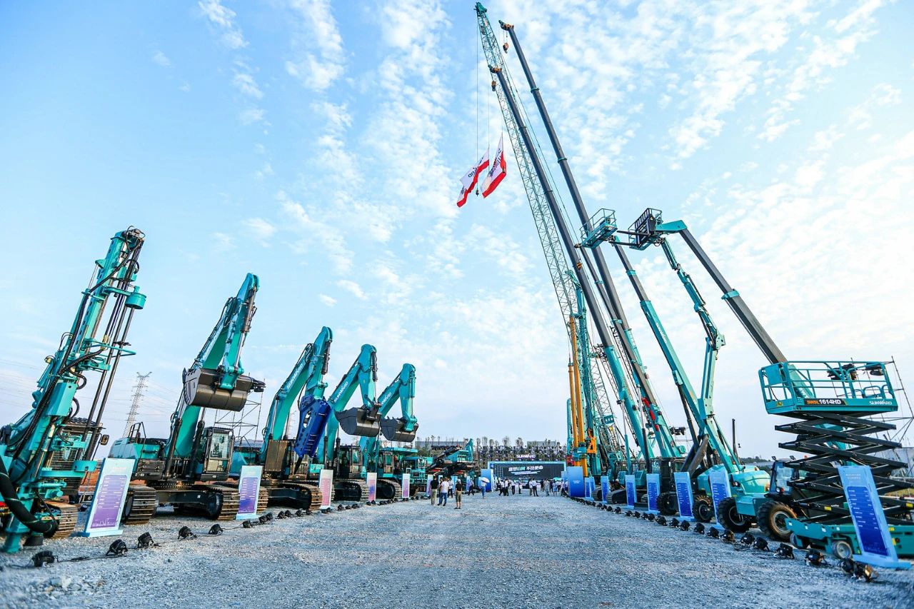 四大成套装备联袂登场！开云官方注册-开云(中国)
智能创新成果展示会交出“亮眼答卷”