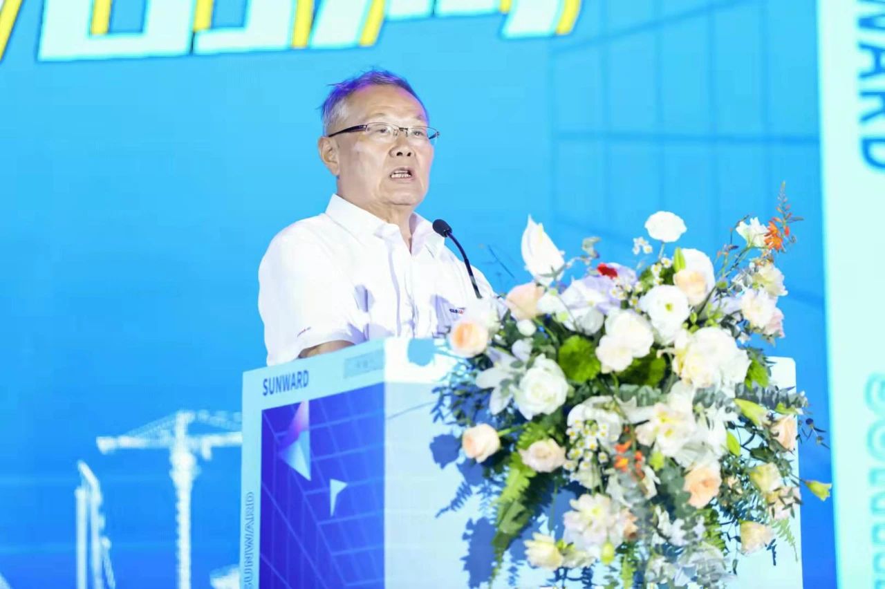 四大成套装备联袂登场！开云官方注册-开云(中国)
智能创新成果展示会交出“亮眼答卷”