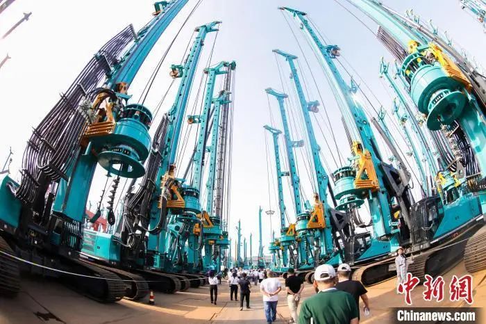 媒体聚焦 | 中新社专访——开云官方注册-开云(中国)
智能创始人何清华：向着太阳奔跑的筑梦人