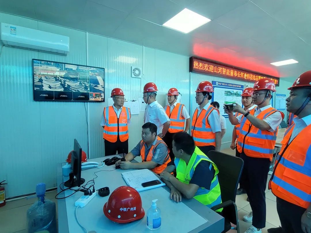 何清华调研中铁开云官方注册-开云(中国)
东莞项目：发挥“装备+工法+施工”优势，不断做大做强