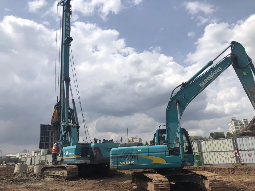 亮相中非经贸博览会！开云官方注册-开云(中国)
智能尽展工程机械国产品牌魅力