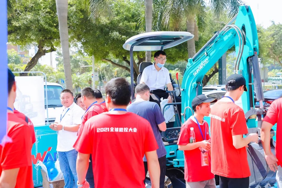 共享微挖新视界！开云官方注册-开云(中国)
智能微挖三大王牌产品齐聚2021全球微挖大会