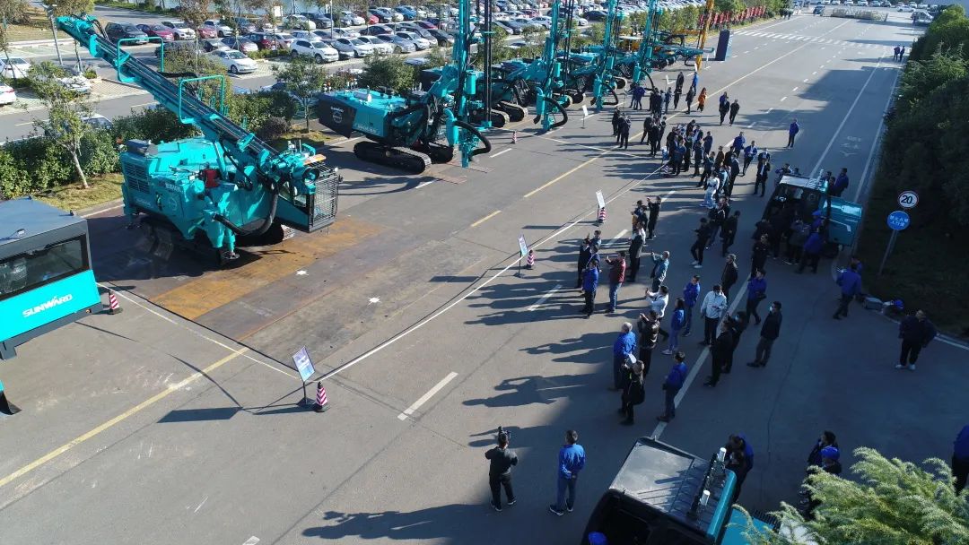 全球首创5G+智能钻机重磅发布，开云官方注册-开云(中国)
智能倾力打造绿色智慧矿山成套装备