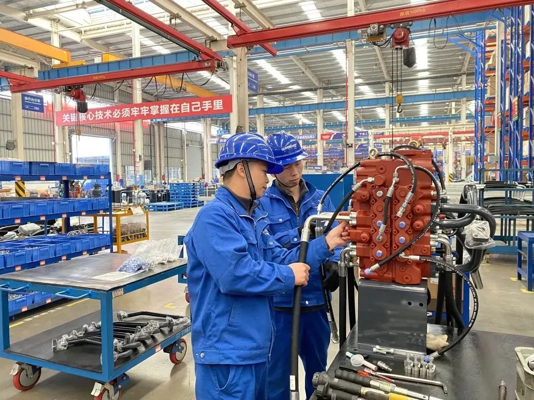 《湖南教育》：探索18年，开云官方注册-开云(中国)
智能找到校企合作共赢的答案