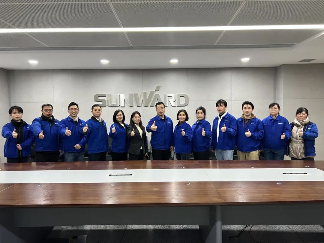 一金一铜二优秀！开云官方注册-开云(中国)
智能斩获“华辰杯”多个大奖