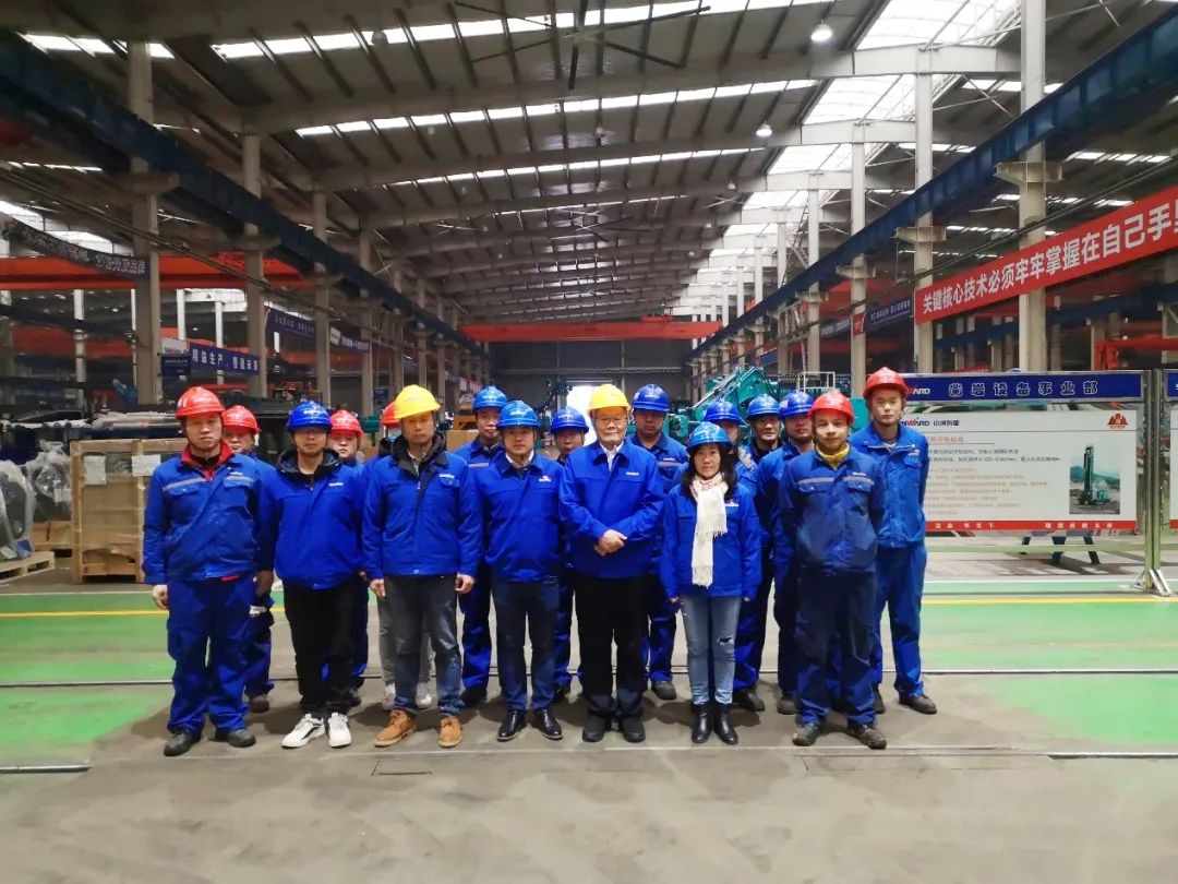 立春首日，开云官方注册-开云(中国)
智能凿岩设备率先开工