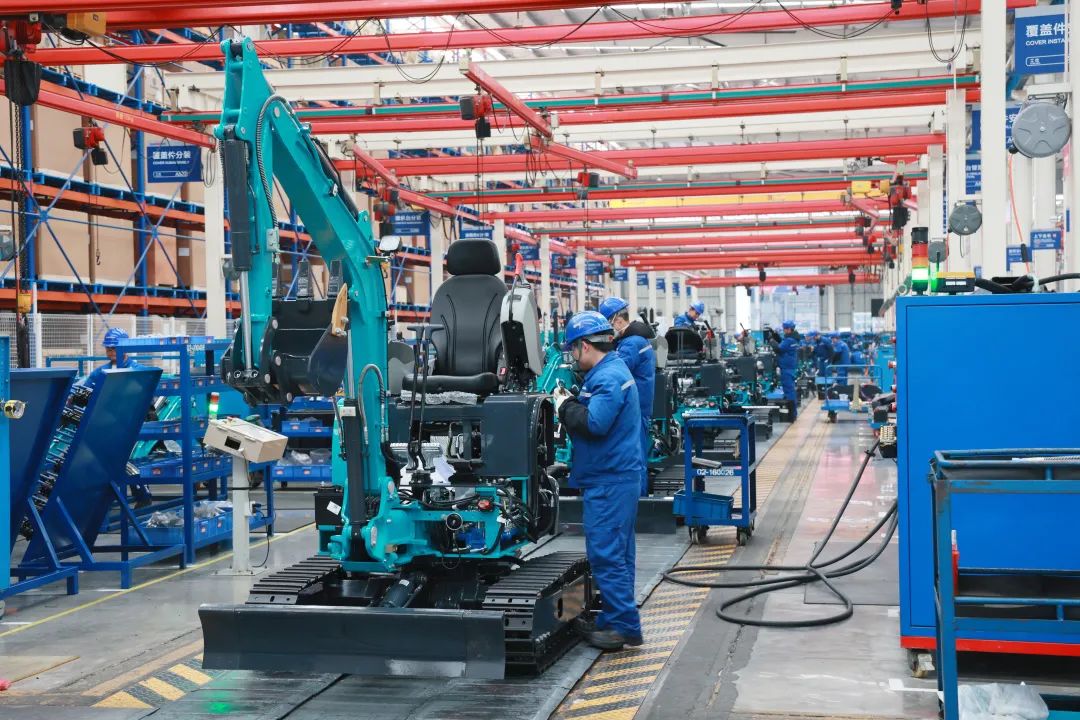 向着冲刺目标全力以赴！开云官方注册-开云(中国)
智能正式开工