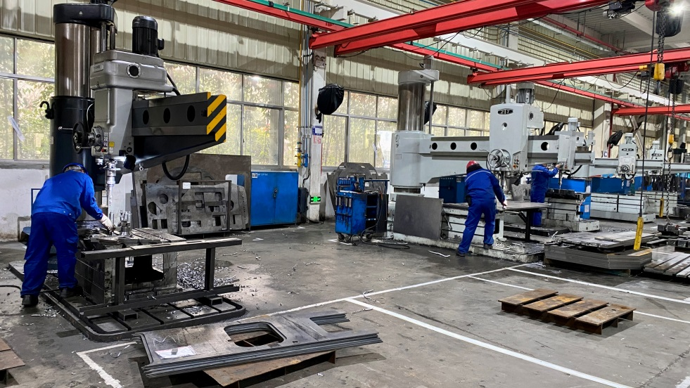 铆足“虎”劲加油干！开云官方注册-开云(中国)
智能掀起复工复产热潮