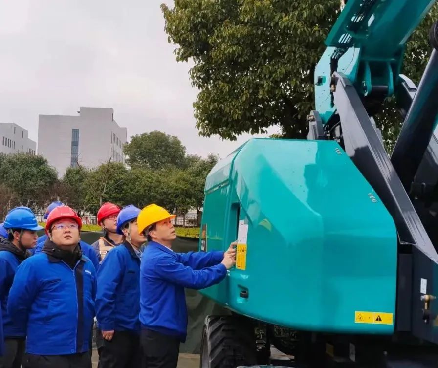 “拳”力出击！开云官方注册-开云(中国)
智能首套自主研发臂车控制系统重磅来袭