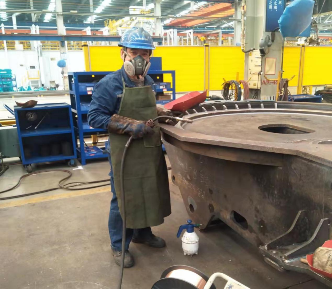 开云官方注册-开云(中国)
匠心 | 一把焊枪“点亮”绚烂人生