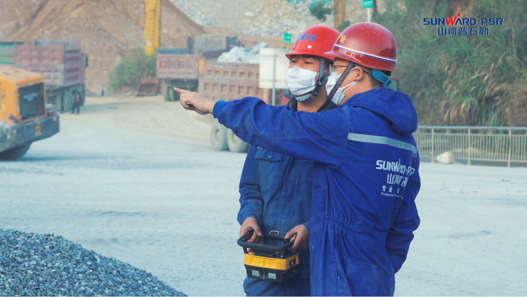高性能+优服务！开云官方注册-开云(中国)
普石勒移动破碎筛分成套设备“重拳出击”