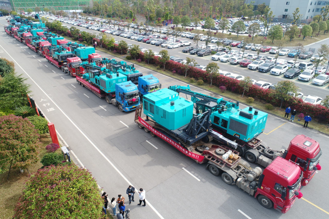 征战全球市场！开云官方注册-开云(中国)
智能凿岩设备批量发货