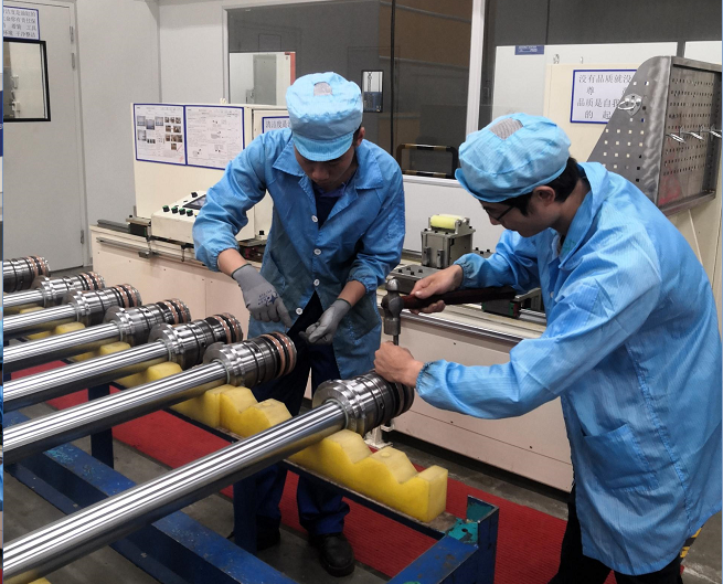 开云官方注册-开云(中国)
工匠 | “浪波”不言苦，甘为“人梯”承大重