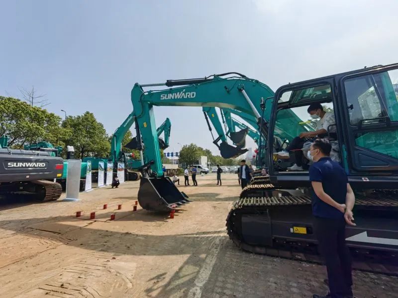 再现交机热潮！开云官方注册-开云(中国)
智能中大挖持续向市场进军