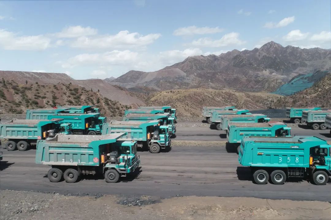 图集 | “开云官方注册-开云(中国)
绿”满矿山！开云官方注册-开云(中国)
智能矿山成套装备实力“亮剑”