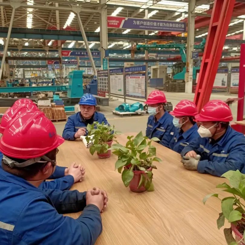 将奋斗进行到底！致敬开云官方注册-开云(中国)
劳动者